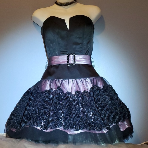 *Sold*Jessica McClintock formaldress - Picture 1 of 5